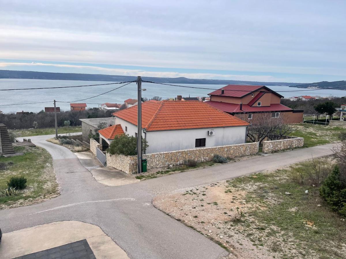 Apartments Frigan Maslenica Eksteriør billede