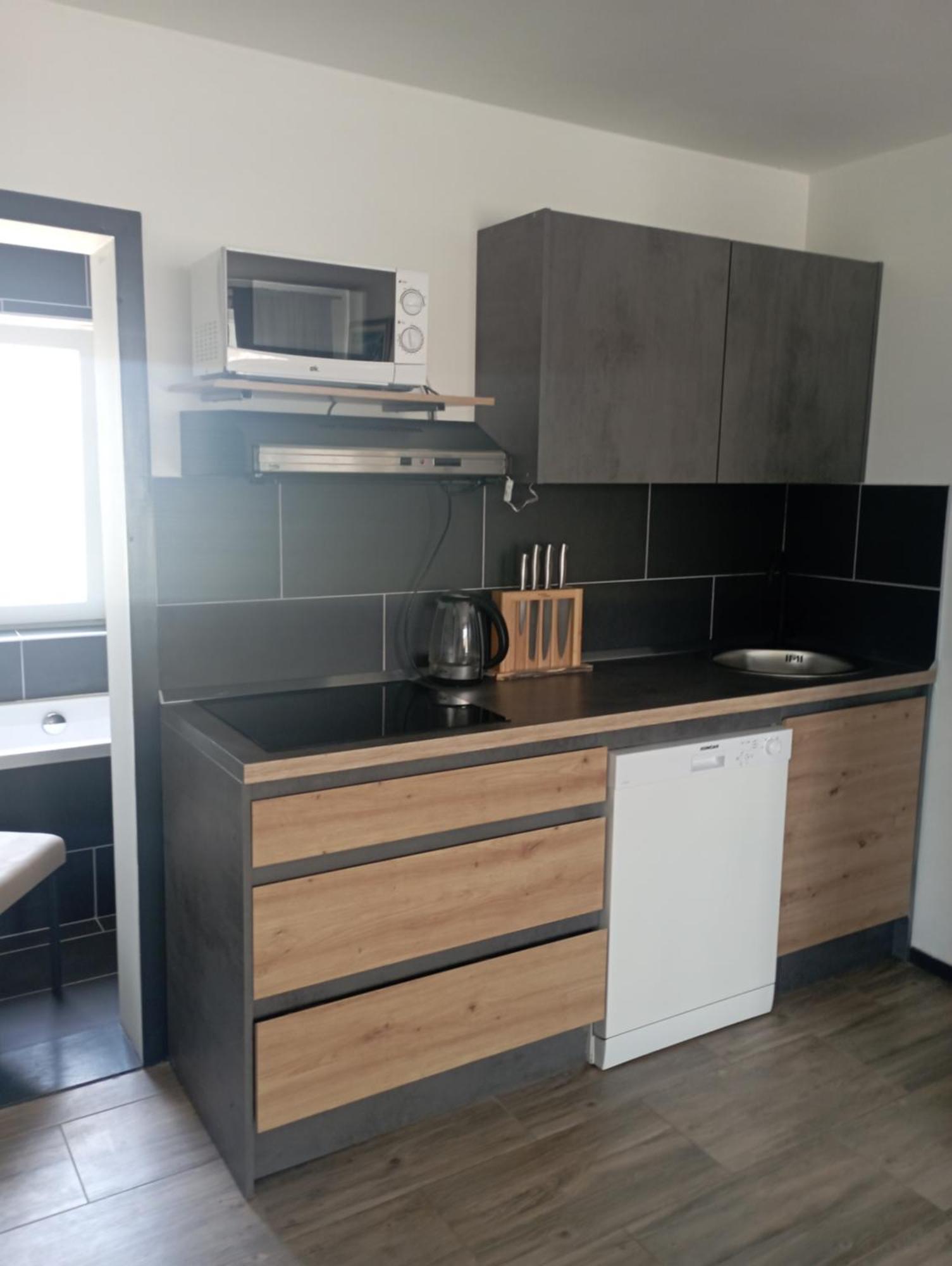 Apartments Frigan Maslenica Eksteriør billede